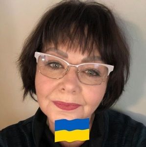 Meet your Posher, Carol